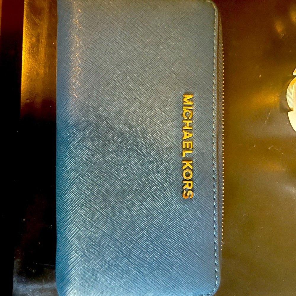 Micheal Kors Wallet